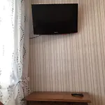 на фонтане. Odessza