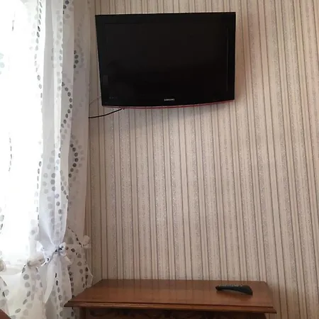на фонтане. Odessa